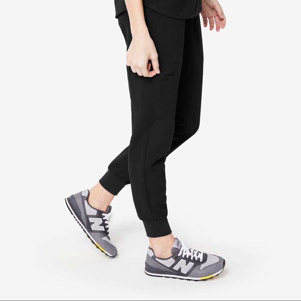 Black Figs Zamora Joggers
